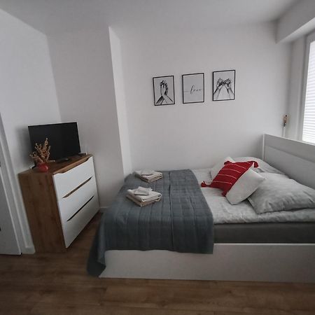 אוסטרולקה Apartament מראה חיצוני תמונה