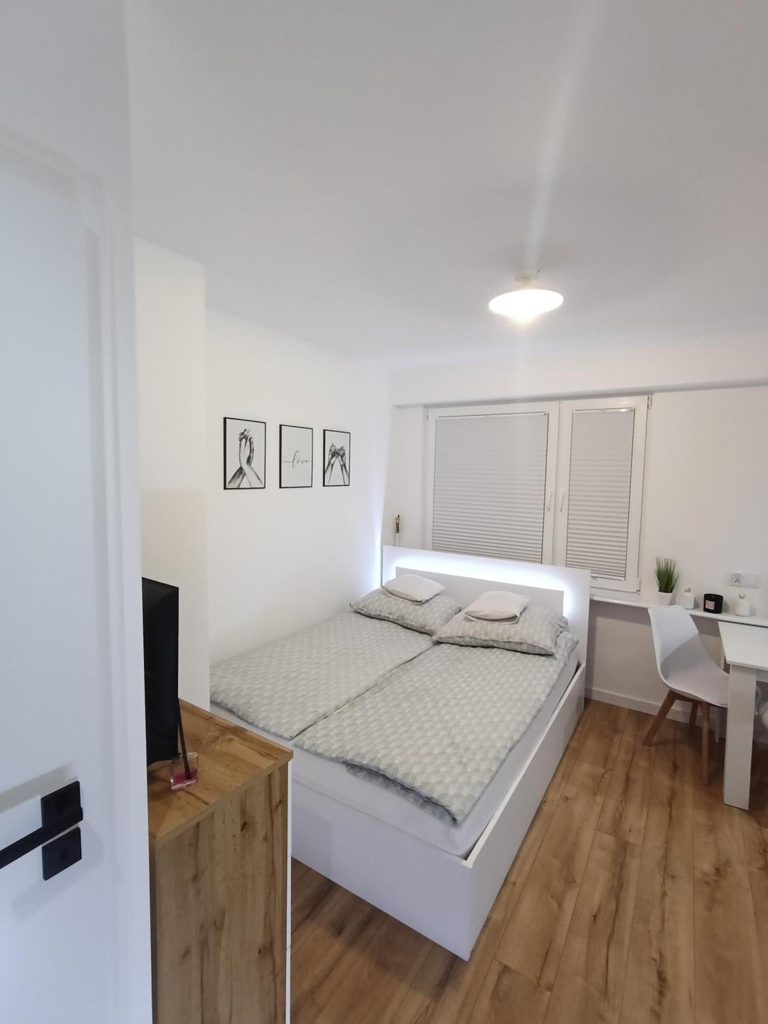 אוסטרולקה Apartament מראה חיצוני תמונה
