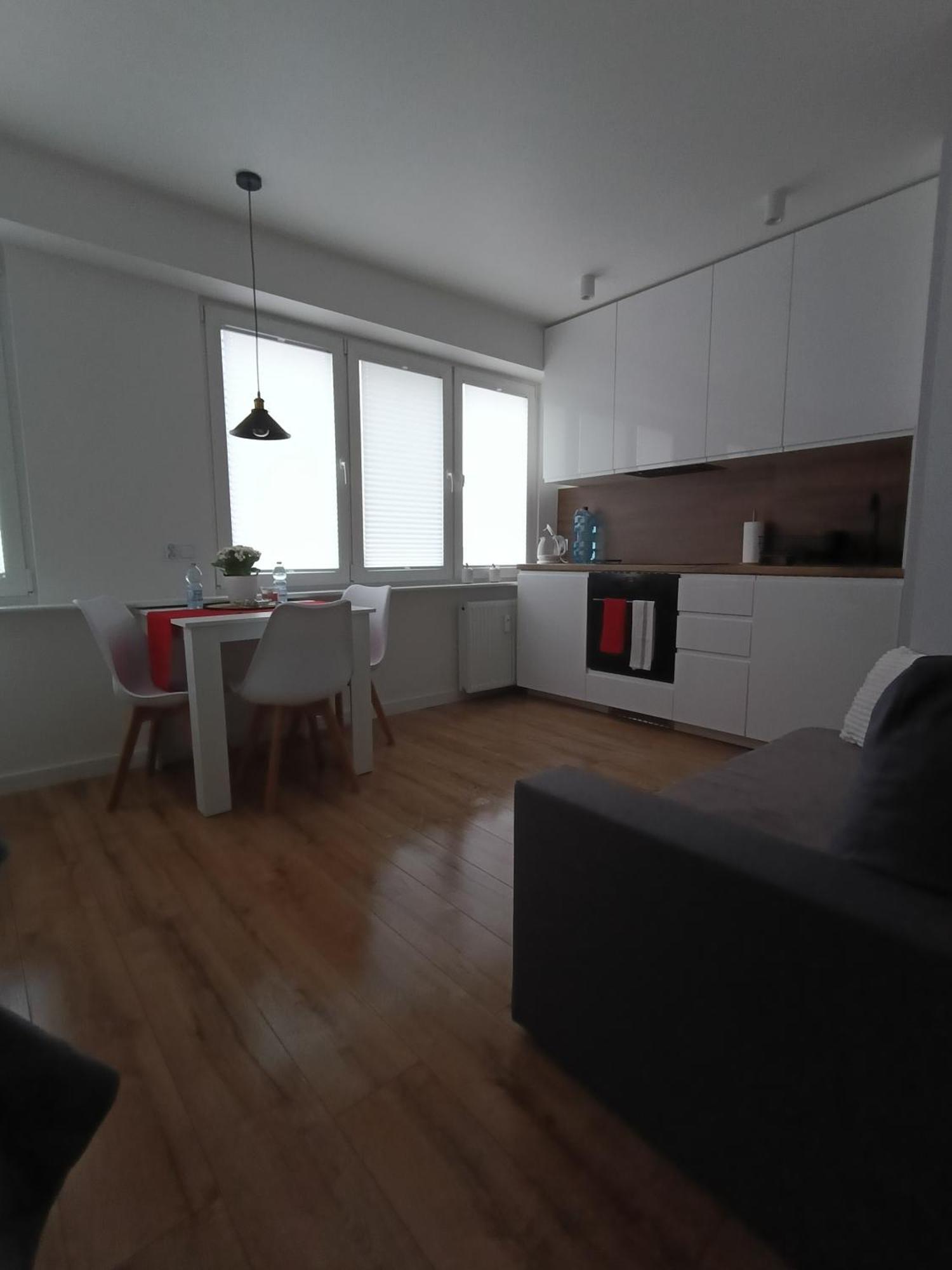 אוסטרולקה Apartament מראה חיצוני תמונה